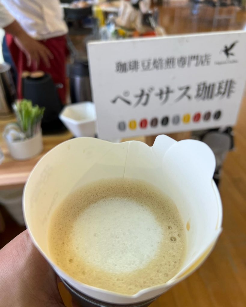 『ふれあいレインボーマルシェ】ペガサス珈琲の新メニュー『ふわっふわミルクのカフェオレ』大人気ですお天気にも恵まれ、沢山の方にご来場頂きました。